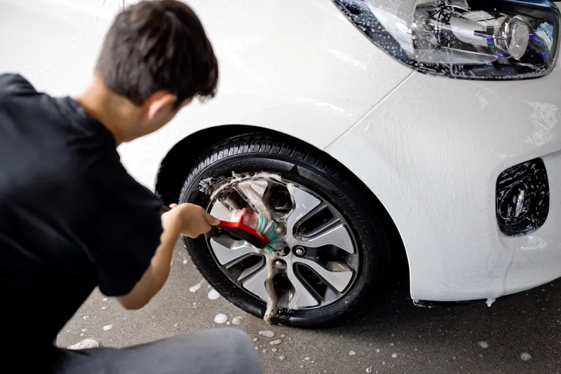 detailing-wheel